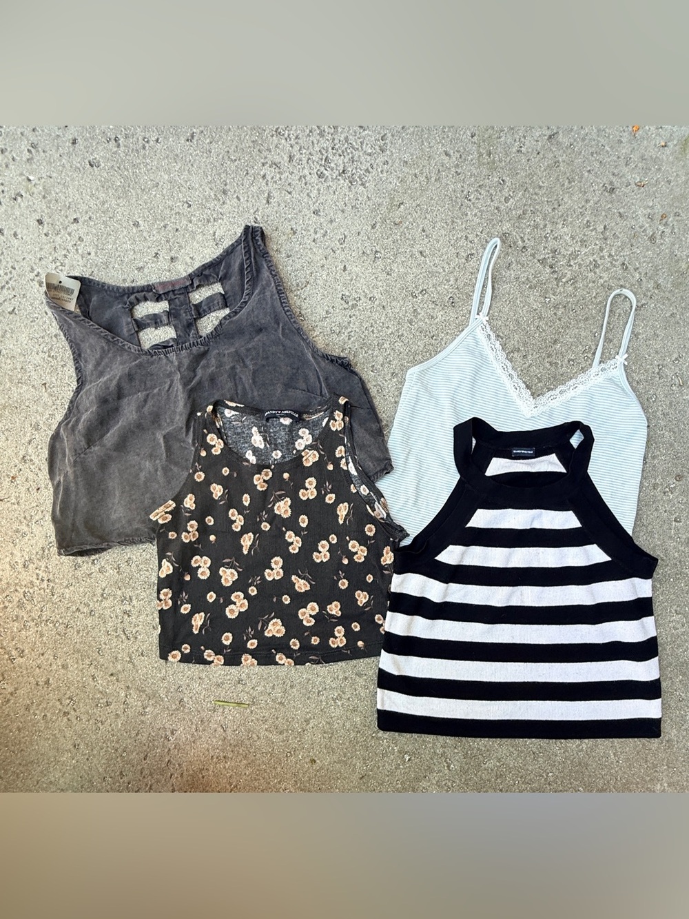 Brandy Melville Tank Top Bundle - One Size -